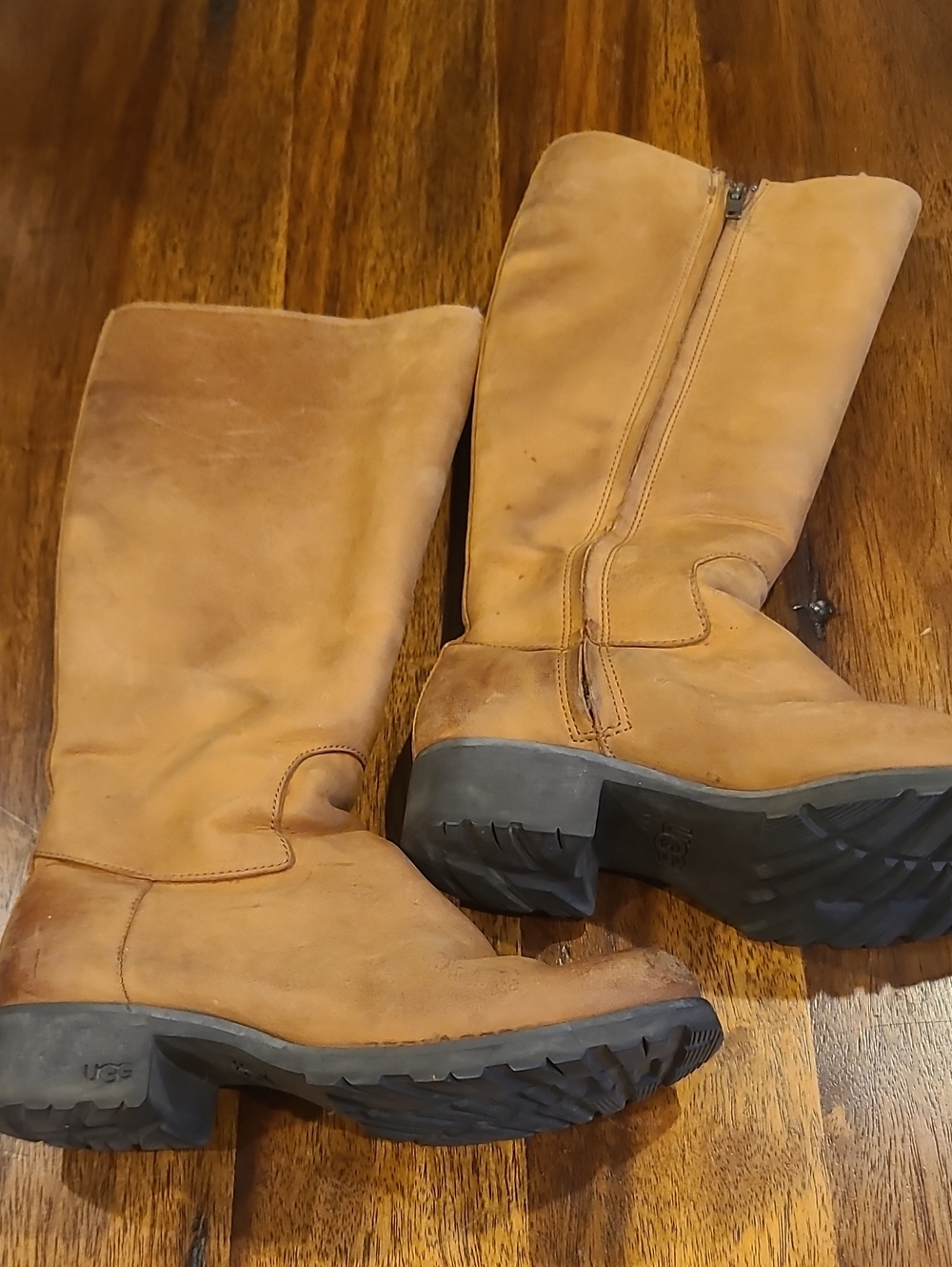 Women’s UGG Broome II Chestnut Shearling Tall Boot size 7. - Picture 2 of 8